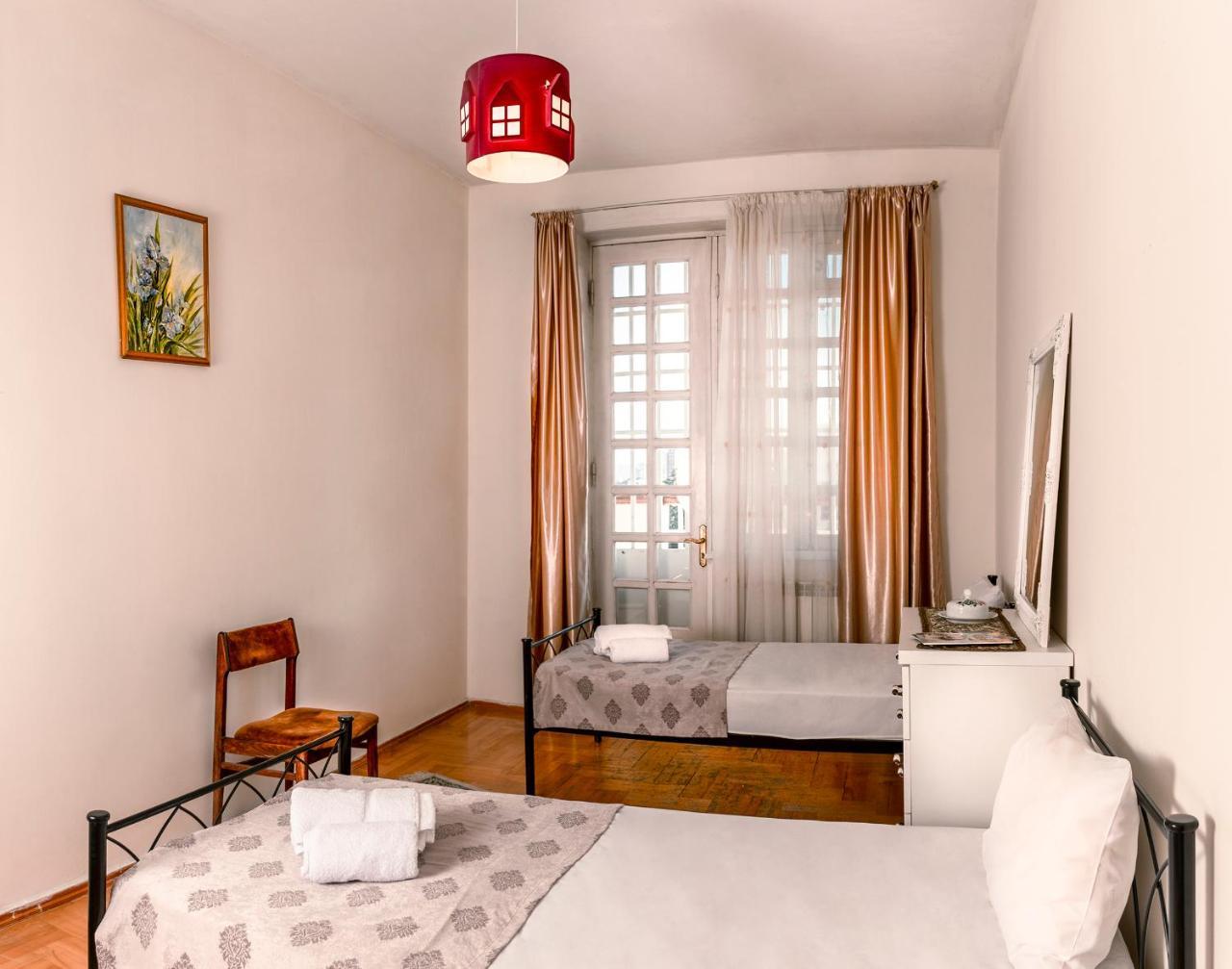 Hotel 125 Тбилиси Екстериор снимка