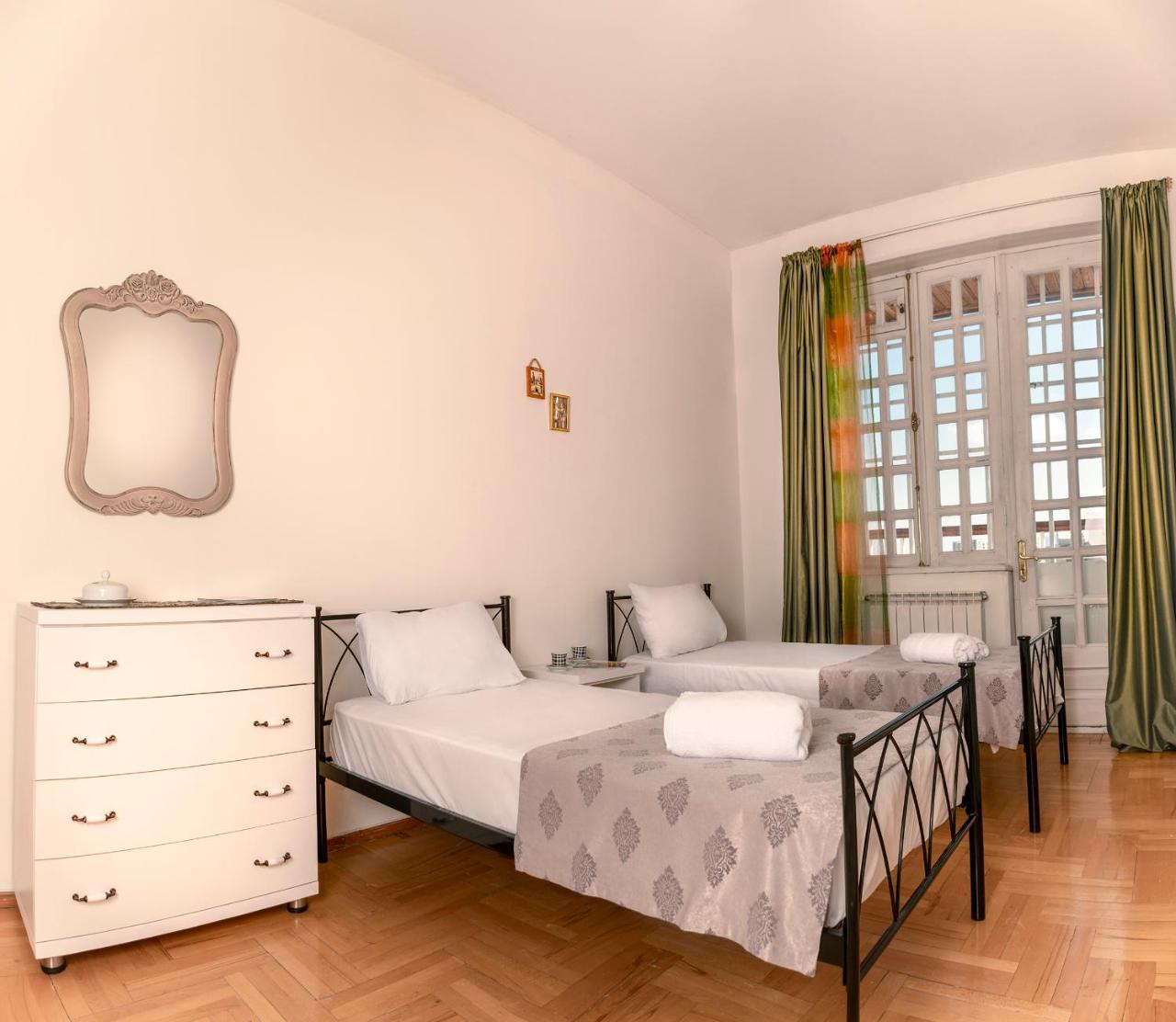 Hotel 125 Тбилиси Екстериор снимка