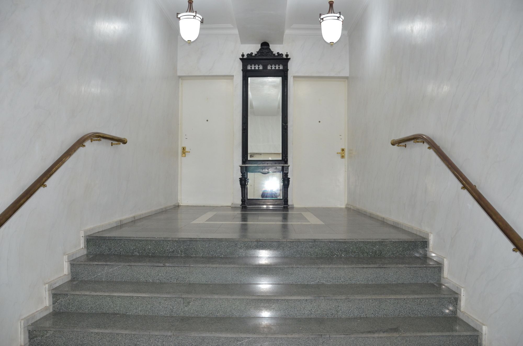 Hotel 125 Тбилиси Екстериор снимка