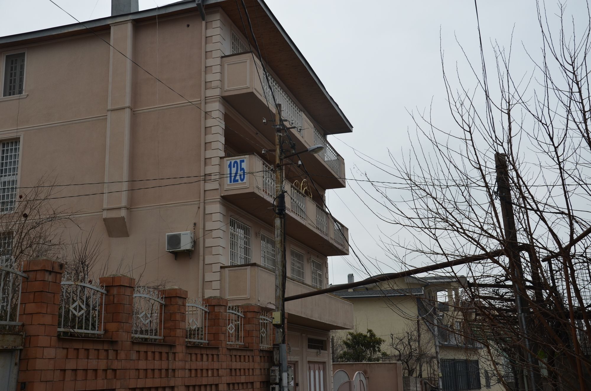 Hotel 125 Тбилиси Екстериор снимка